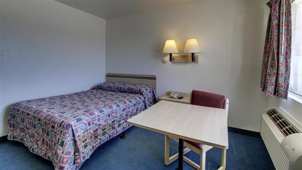 Motel 6 - Oklahoma City Airport 객실 사진