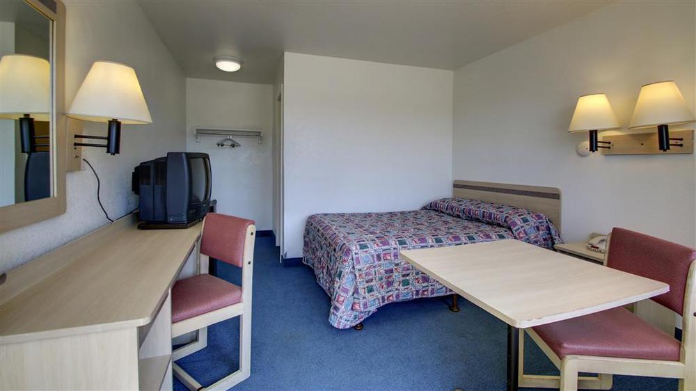 Motel 6 - Oklahoma City Airport 객실 사진