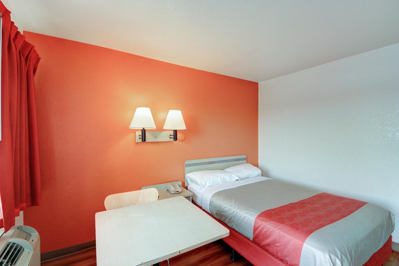 Motel 6 - Oklahoma City Airport 객실 사진