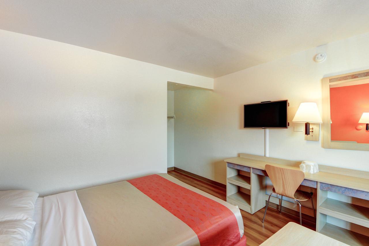 Motel 6 - Oklahoma City Airport 객실 사진