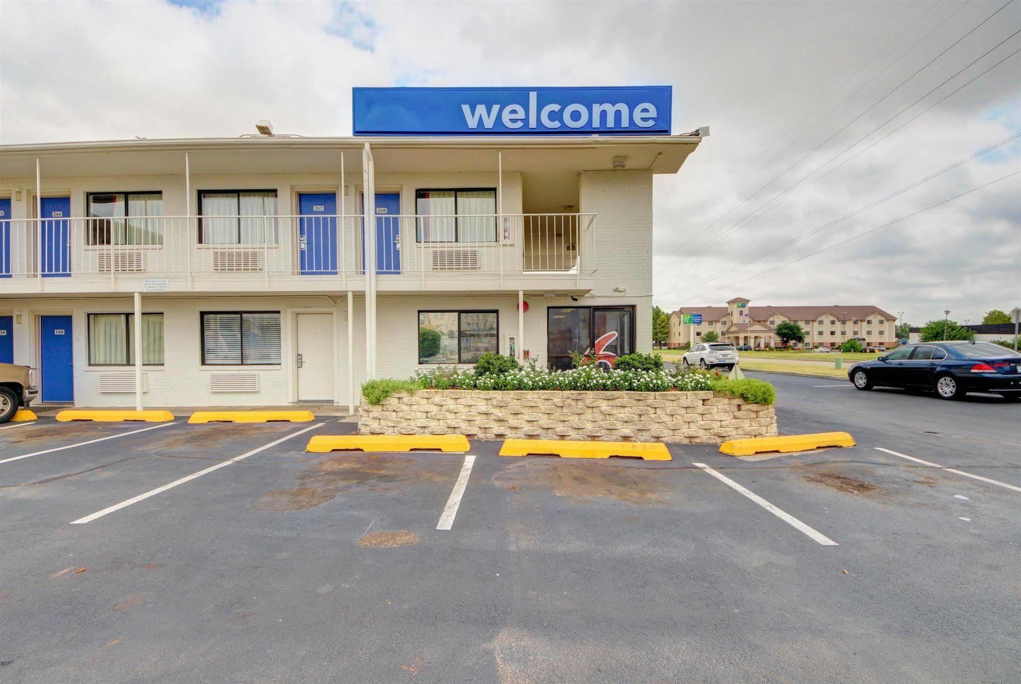 Motel 6 - Oklahoma City Airport 외부 사진