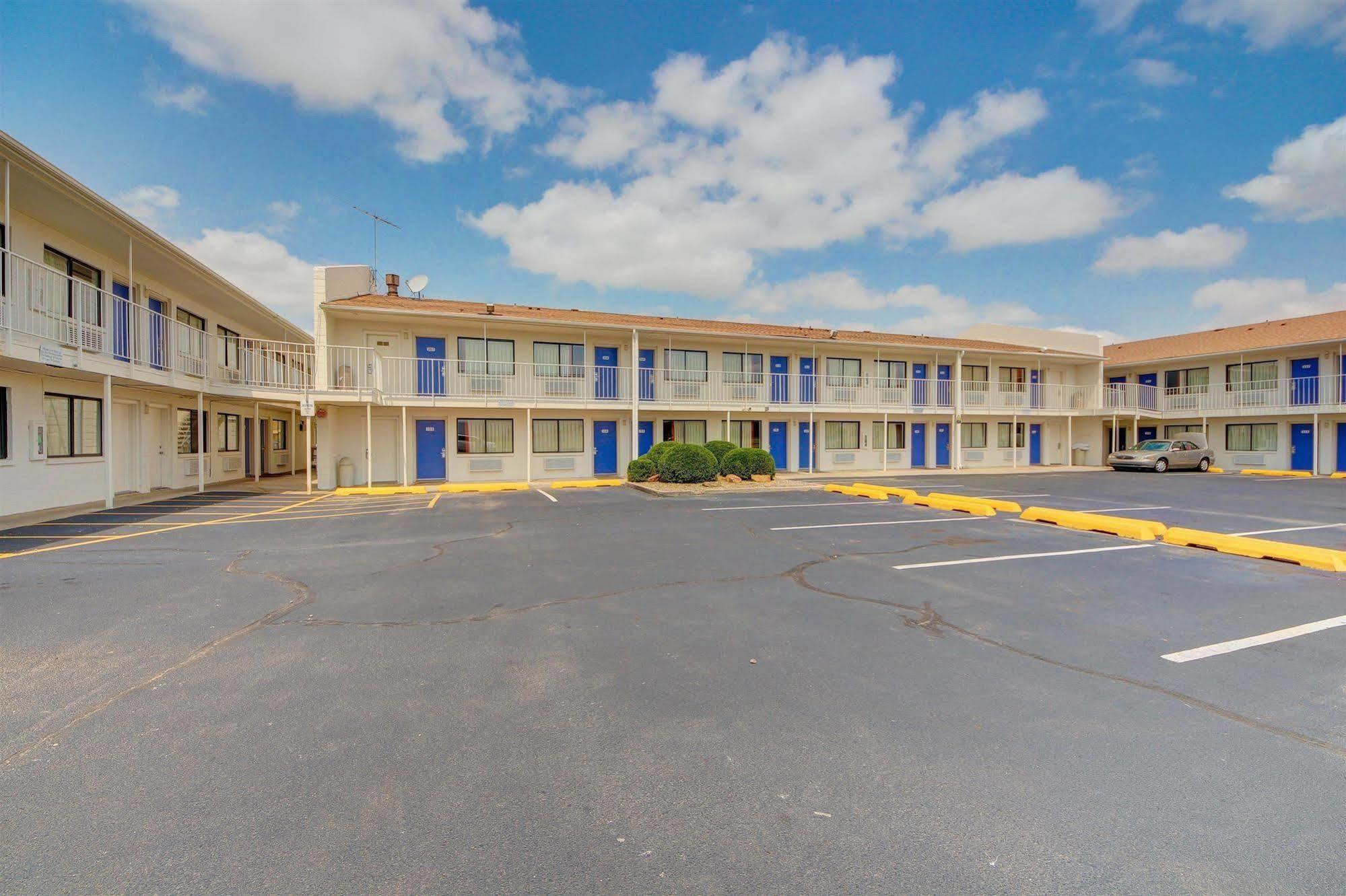 Motel 6 - Oklahoma City Airport 외부 사진