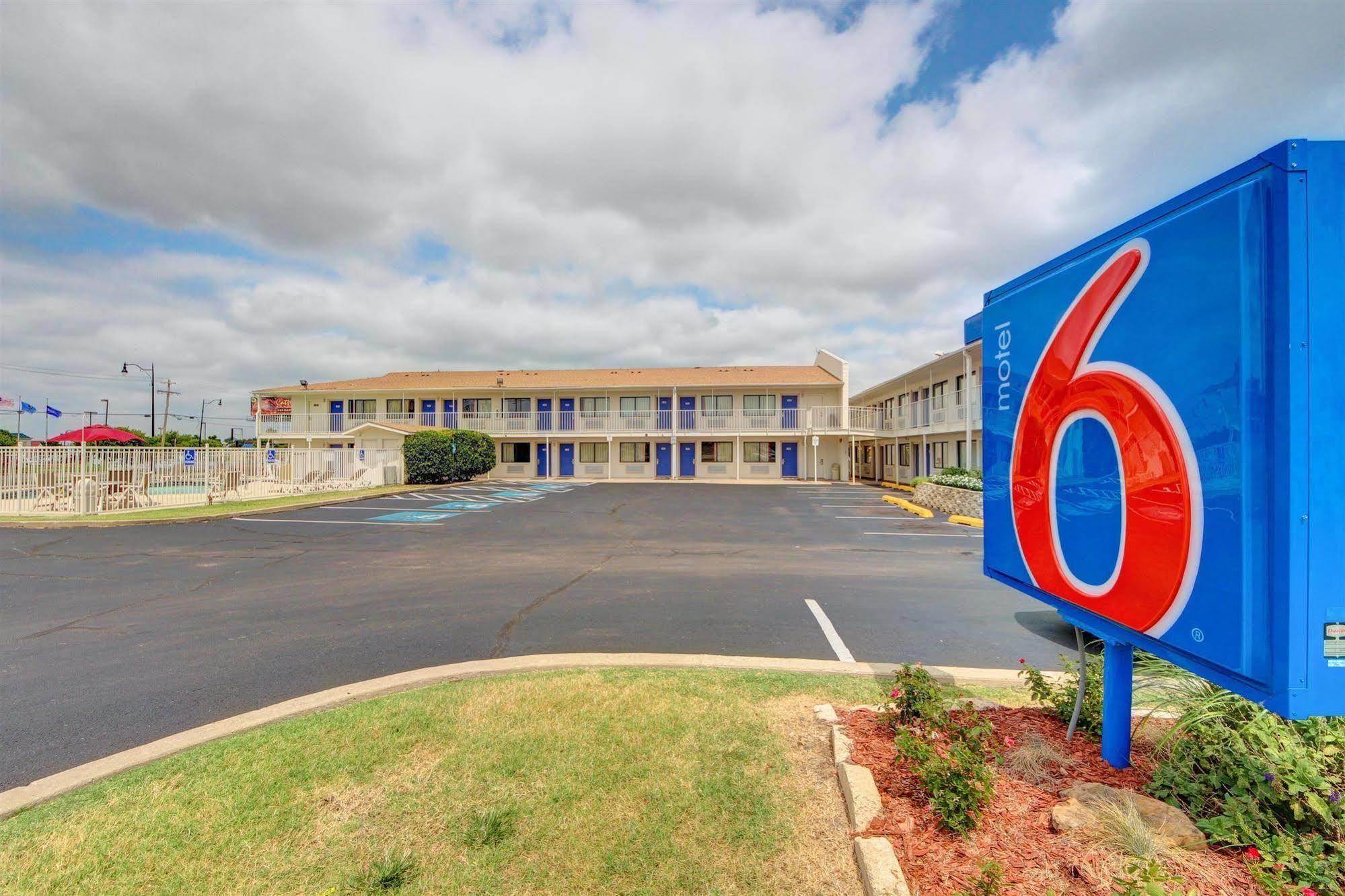 Motel 6 - Oklahoma City Airport 외부 사진