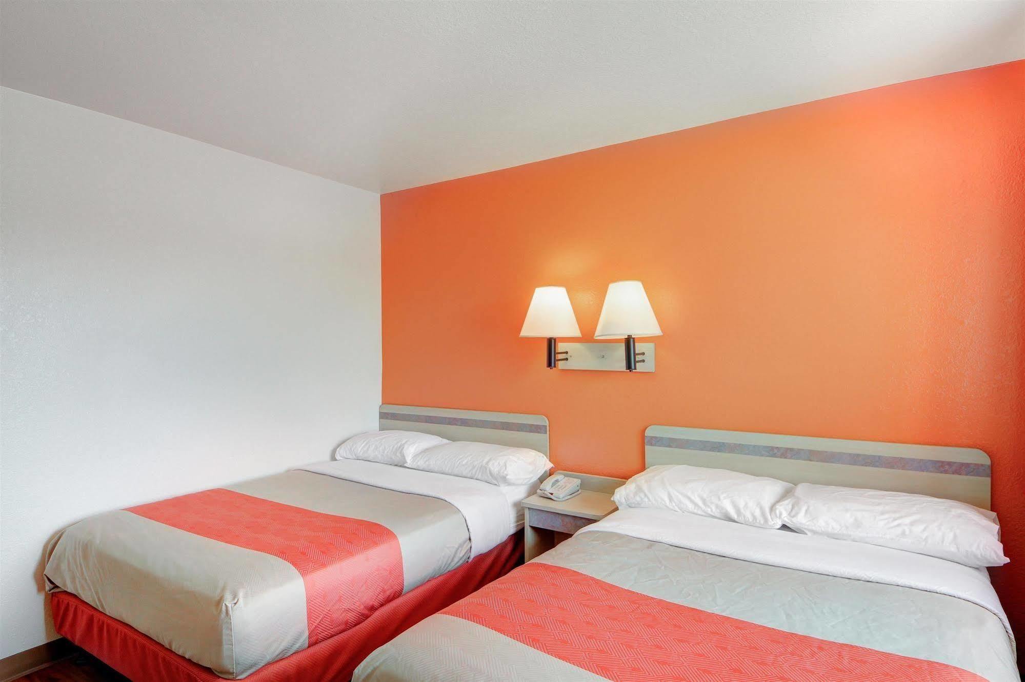 Motel 6 - Oklahoma City Airport 외부 사진