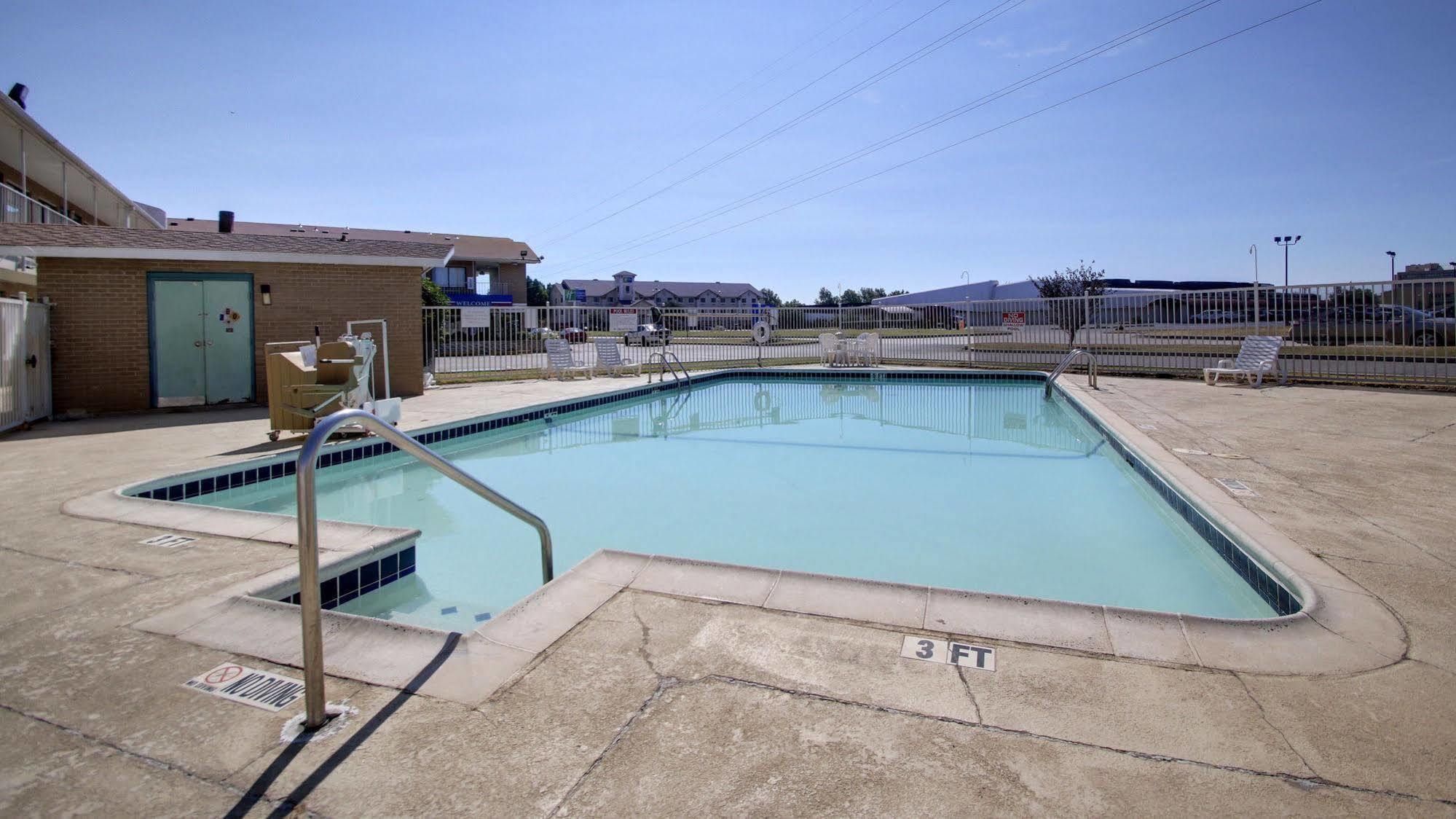 Motel 6 - Oklahoma City Airport 외부 사진